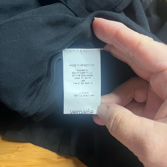 NWT Vero Alfie- Elegant Black Star Embellished Dress. Size M - Picture 4 of 9